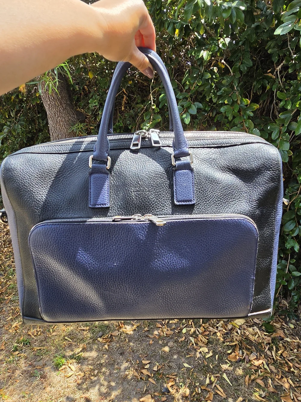 Authentic GUCCI cosmopolis Duffle Bag
